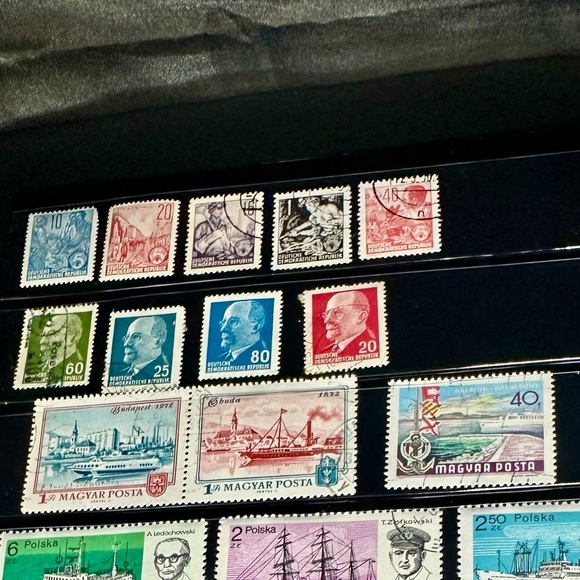 Cold War & WWII Era Europe Stamp Collection – Hungary, Poland, Yugoslavia, Czech - Picture 3 of 15